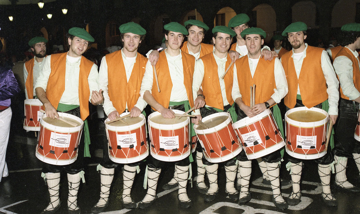 danborrada azpeitia 1985